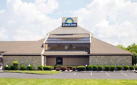 Days Inn Maumee Toledo